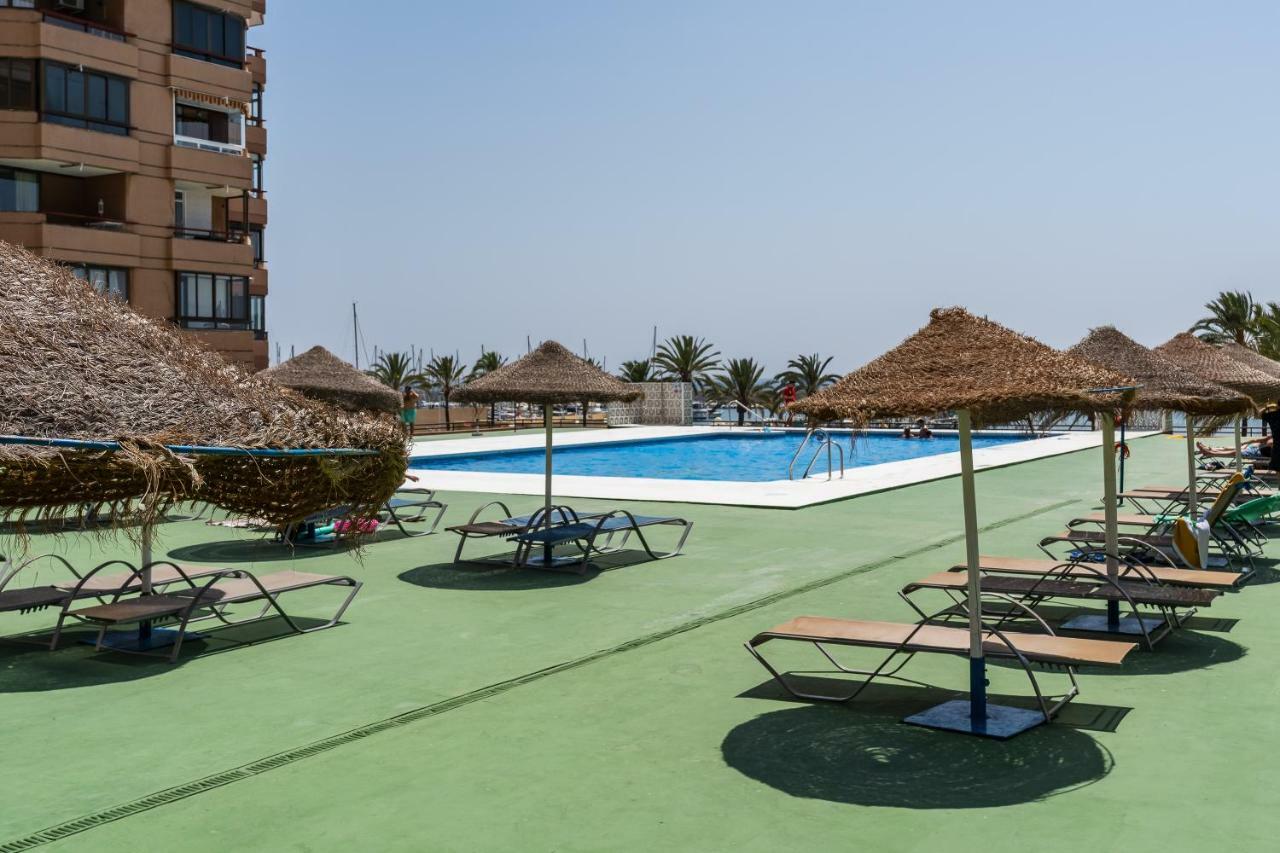 Sur Suites Palmeras Фуeнхирола Екстериор снимка